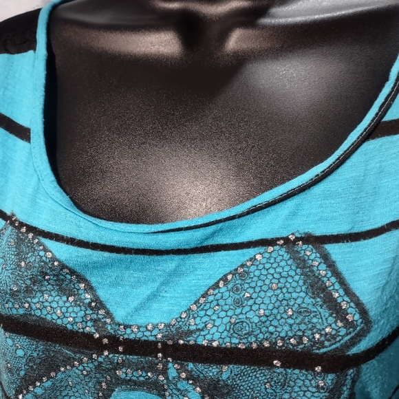 (397) De Colores, Live You Top, (Size Med.) - Picture 4 of 10